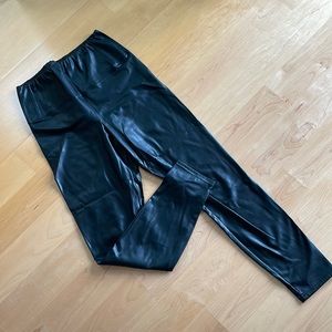 Wilfred Daria leggings